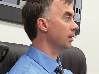 Citing ‘disruption,’ council urges Pacey to resign